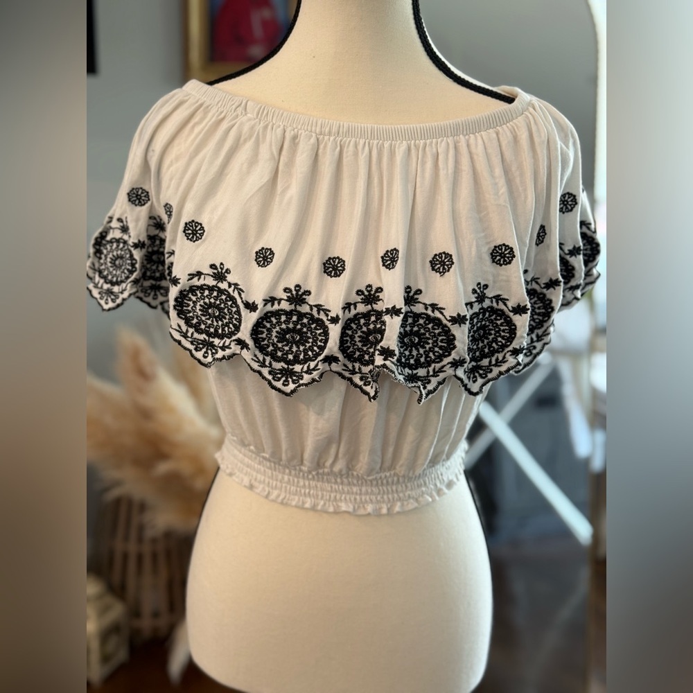 Blue rain crop top size small